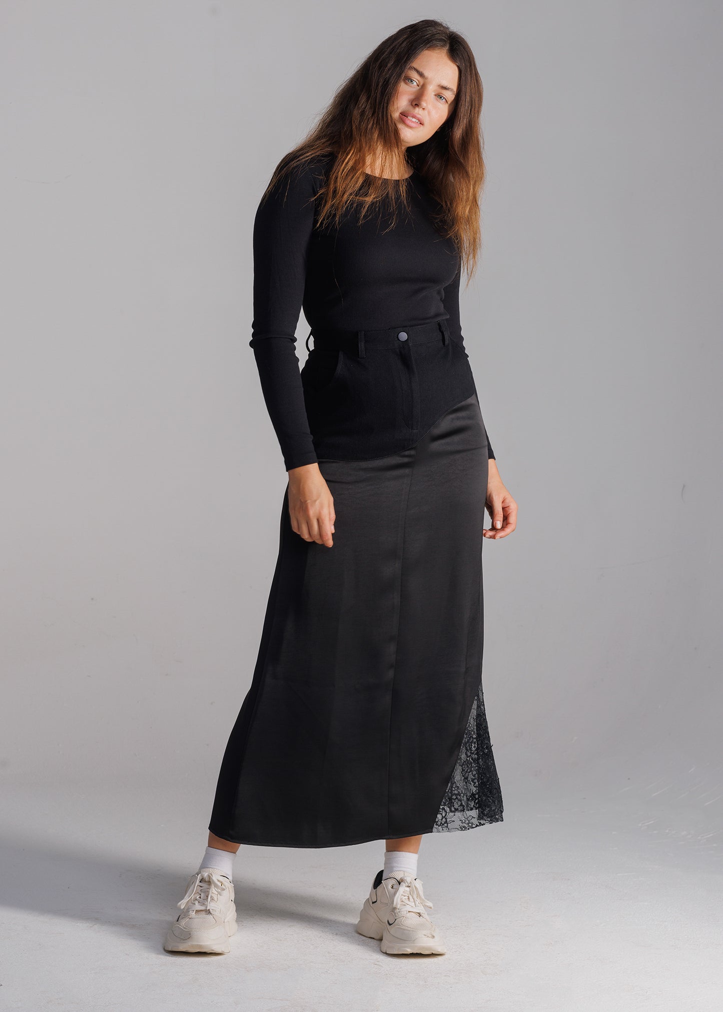 The Reimagined Skirt Black