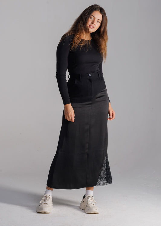 The Reimagined Skirt Black